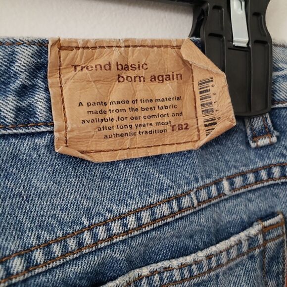 FINAL SALE T.B2 Trend Basic Born Again Distressed Jeans - Picture 3 of 7